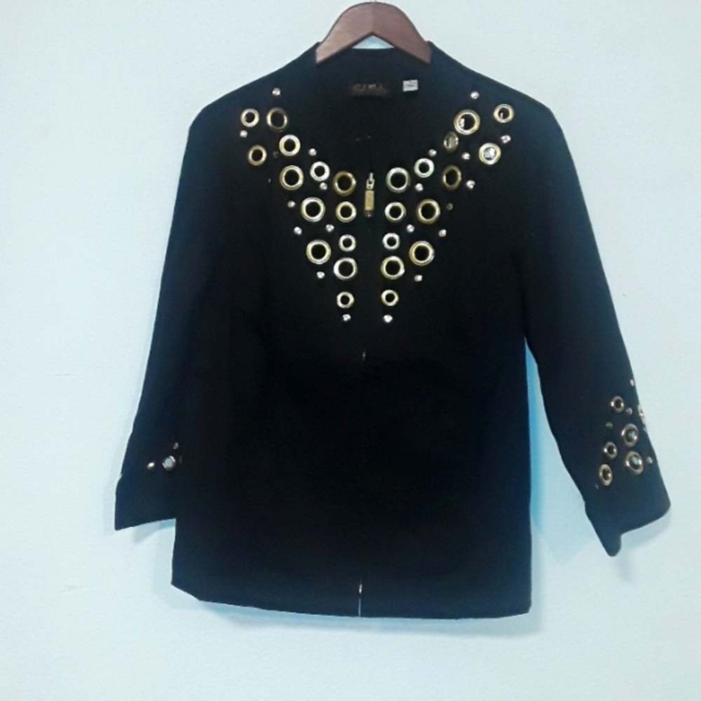 *C4 - VTG BOB MACKIE WEARABLE ART BLK W/ GOLD TONE METAL CIRCLE DECOR. SZ. S